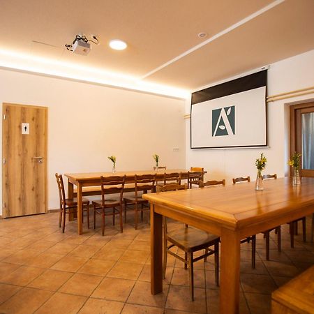 Amenity Apartmany 佩尔纳 外观 照片