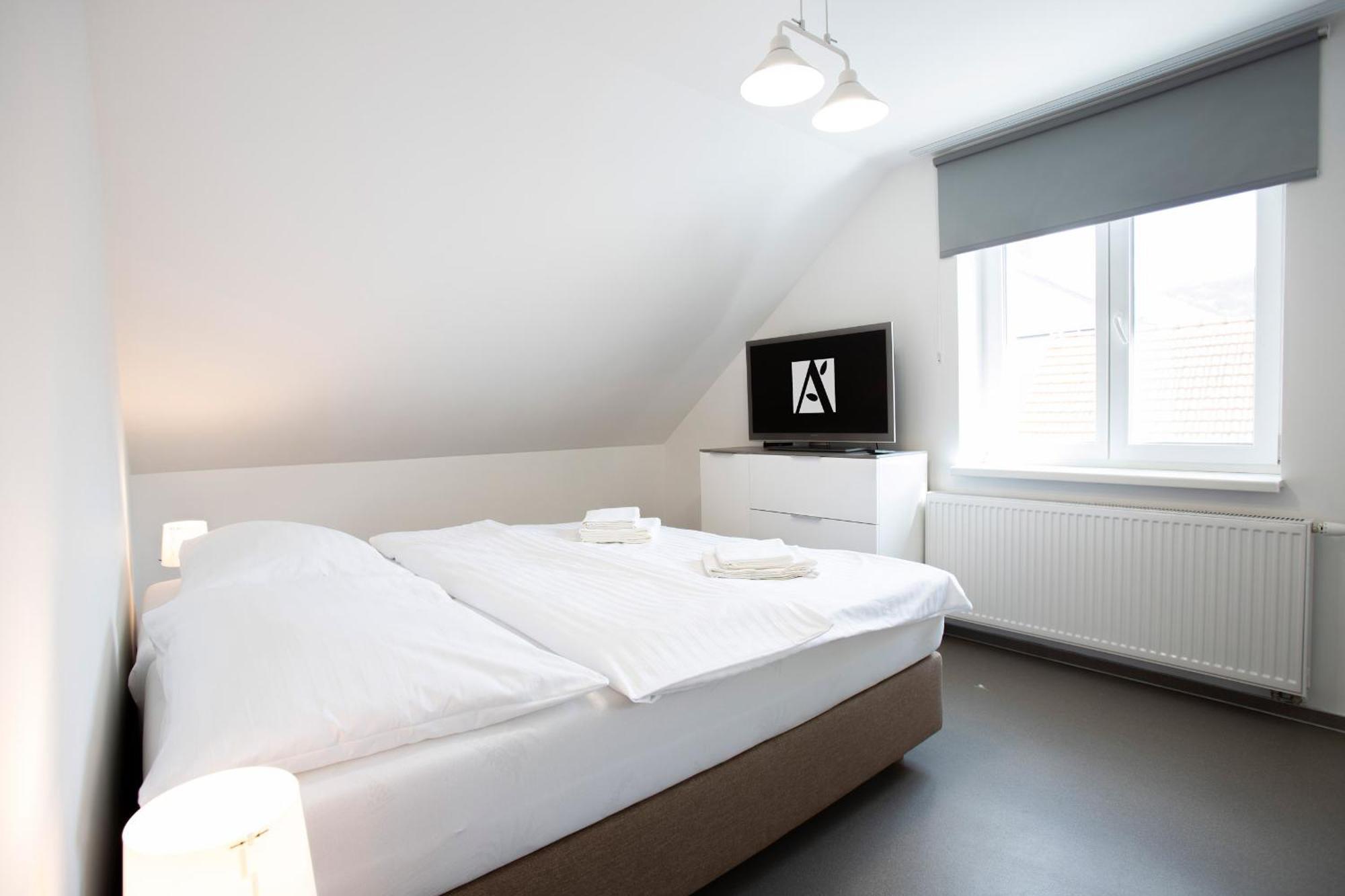 Amenity Apartmany 佩尔纳 外观 照片